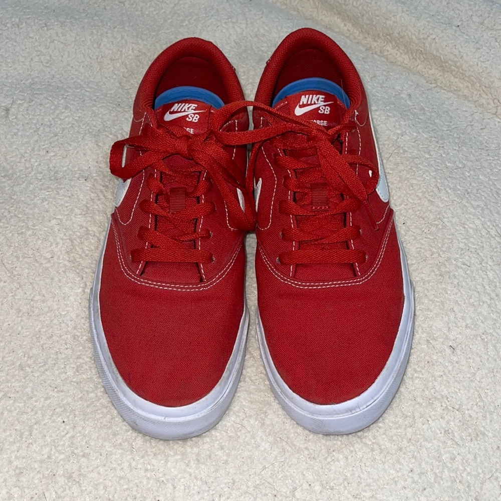 NIKE SB